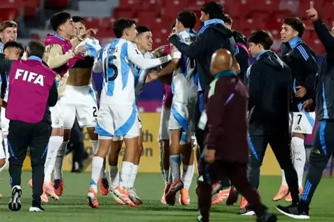 الأرجنتين تحجز مقعدها في نهائي كأس العالم للشباب للمرة الثامنة